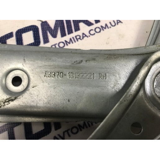 Стеклоподъемник передний правый Opel Zafira B 2005-2011 13132221